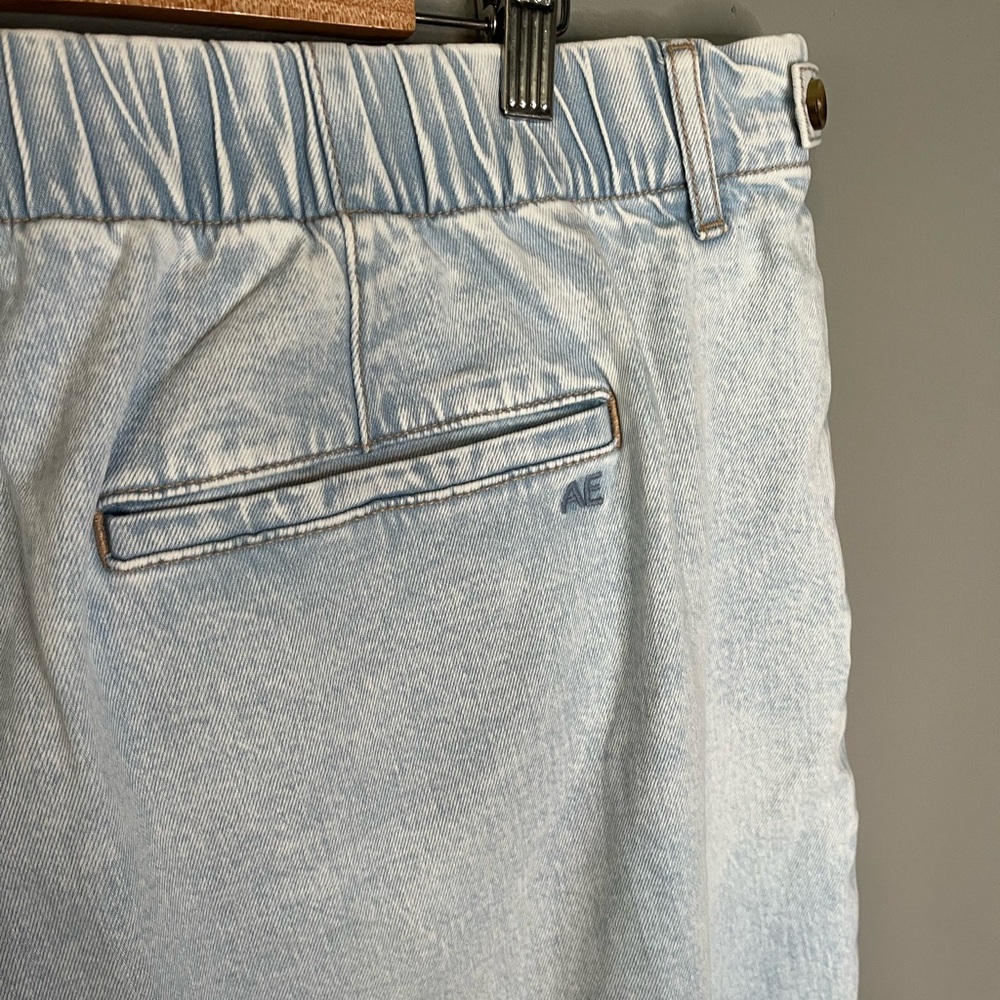 American Eagle Outfitters Light Blue Wide Leg Jeans - Picture 10 of 13